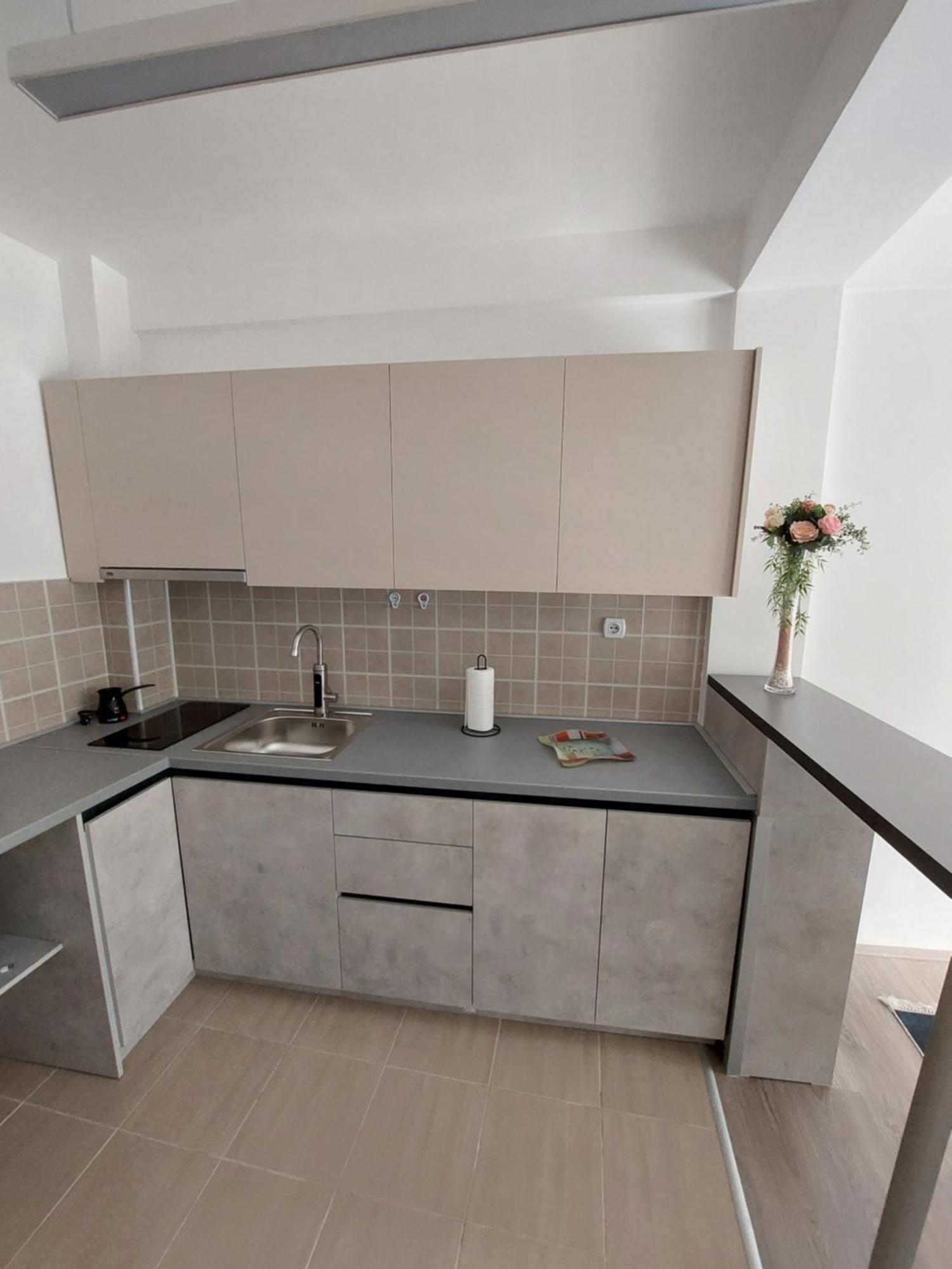Lili'S Apartment Kumanovo Eksteriør billede